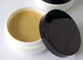 uz ārstniecības augiem balstīta ziede kāju sēnīšu ārstēšanai